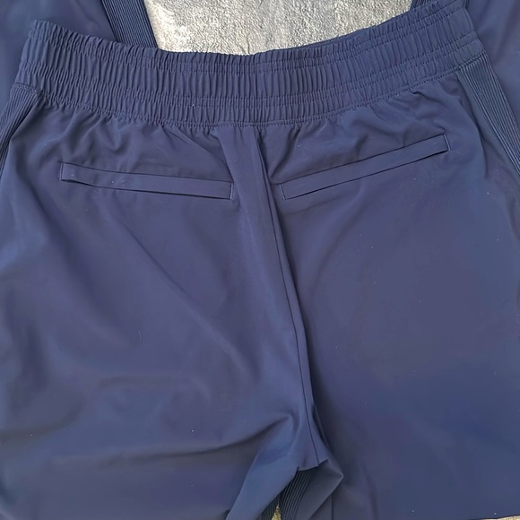 Athleta lightweight joggers - Picture 4 of 5